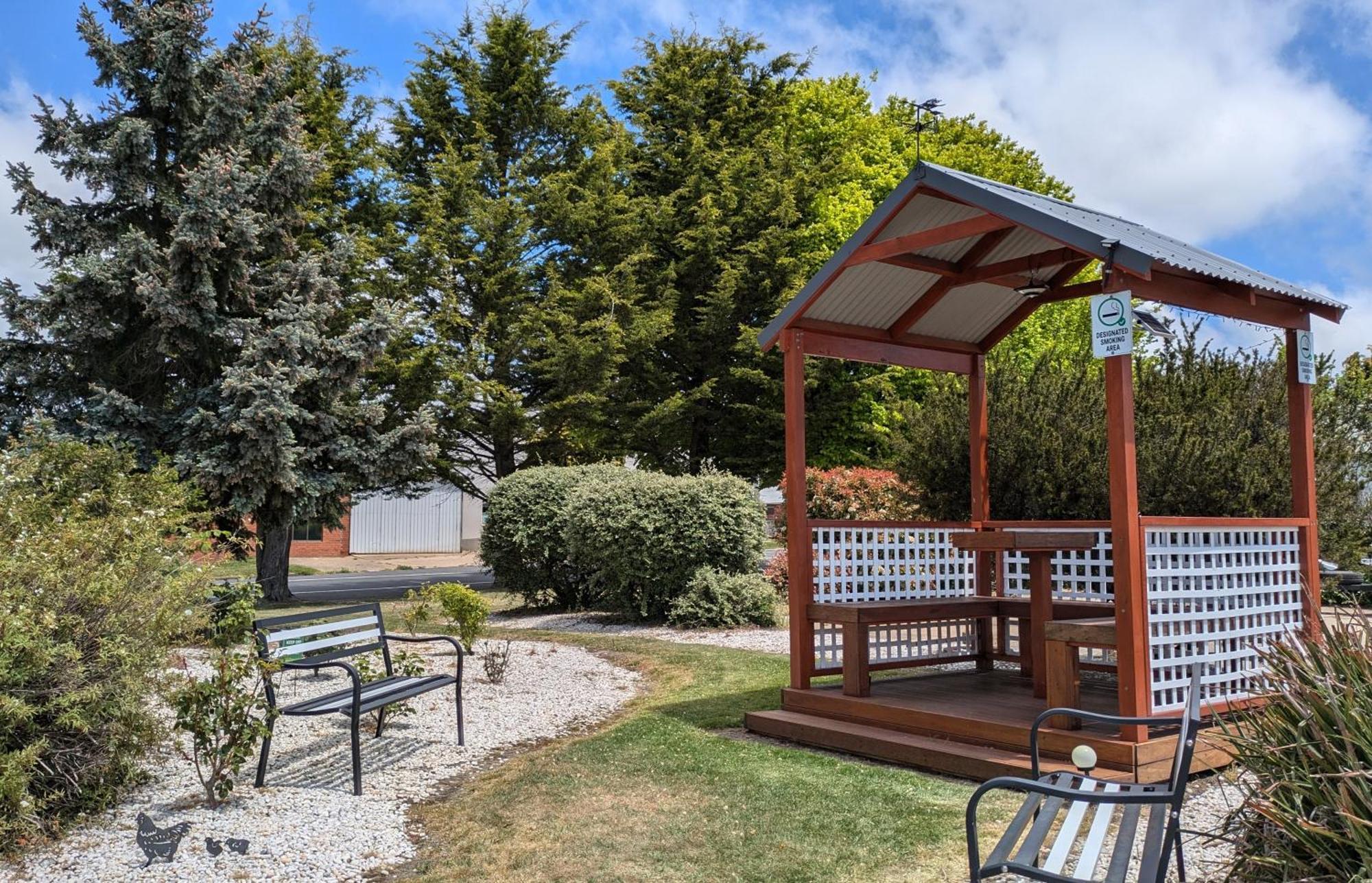 Highlands Motor Inn Оберон Екстер'єр фото